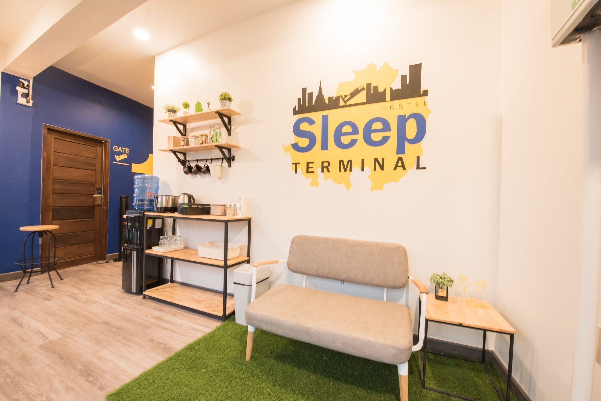 Sleep Terminal Hostel Чиангмай Екстериор снимка